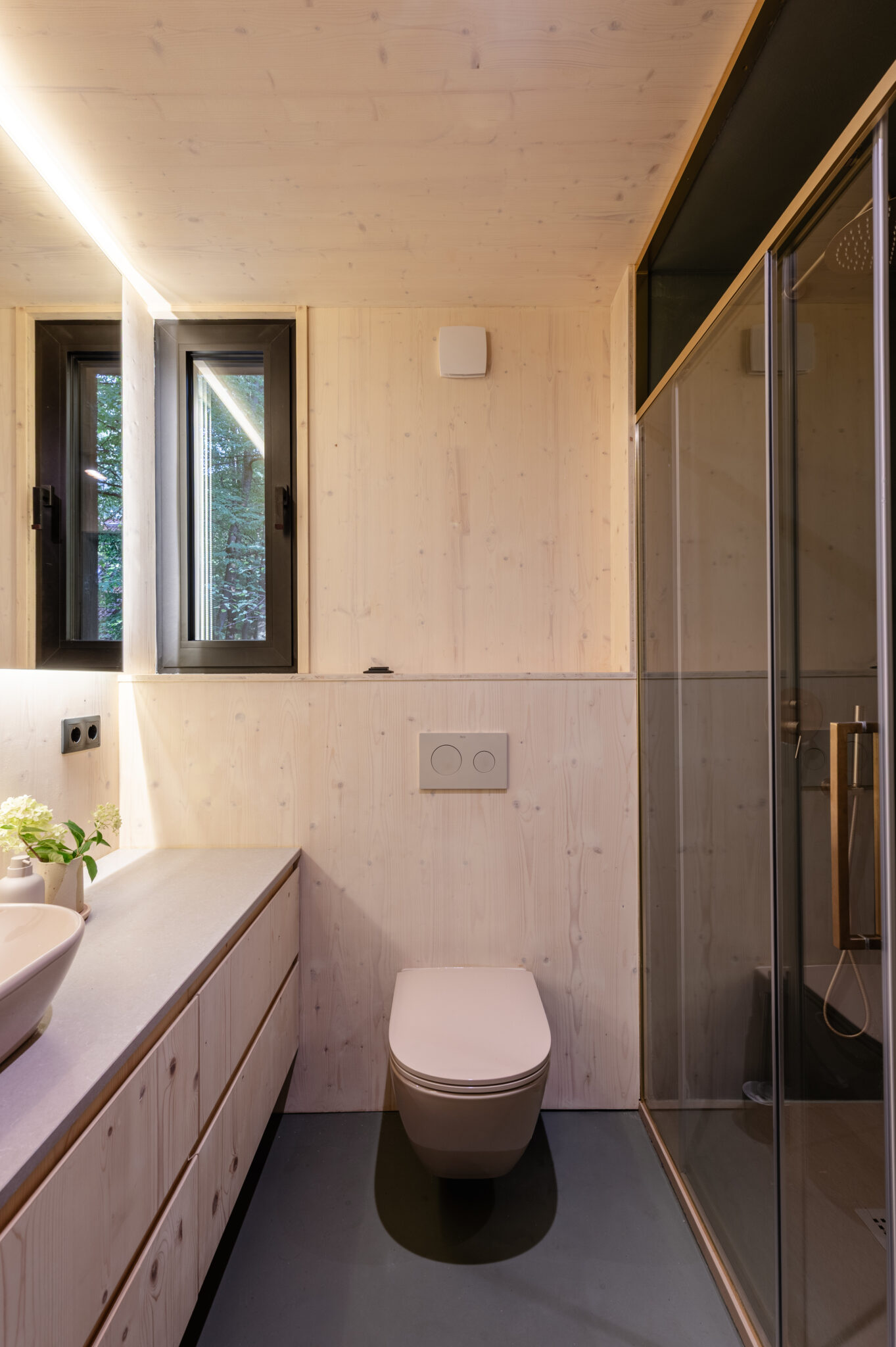 MonolithLodge-Furdo-9